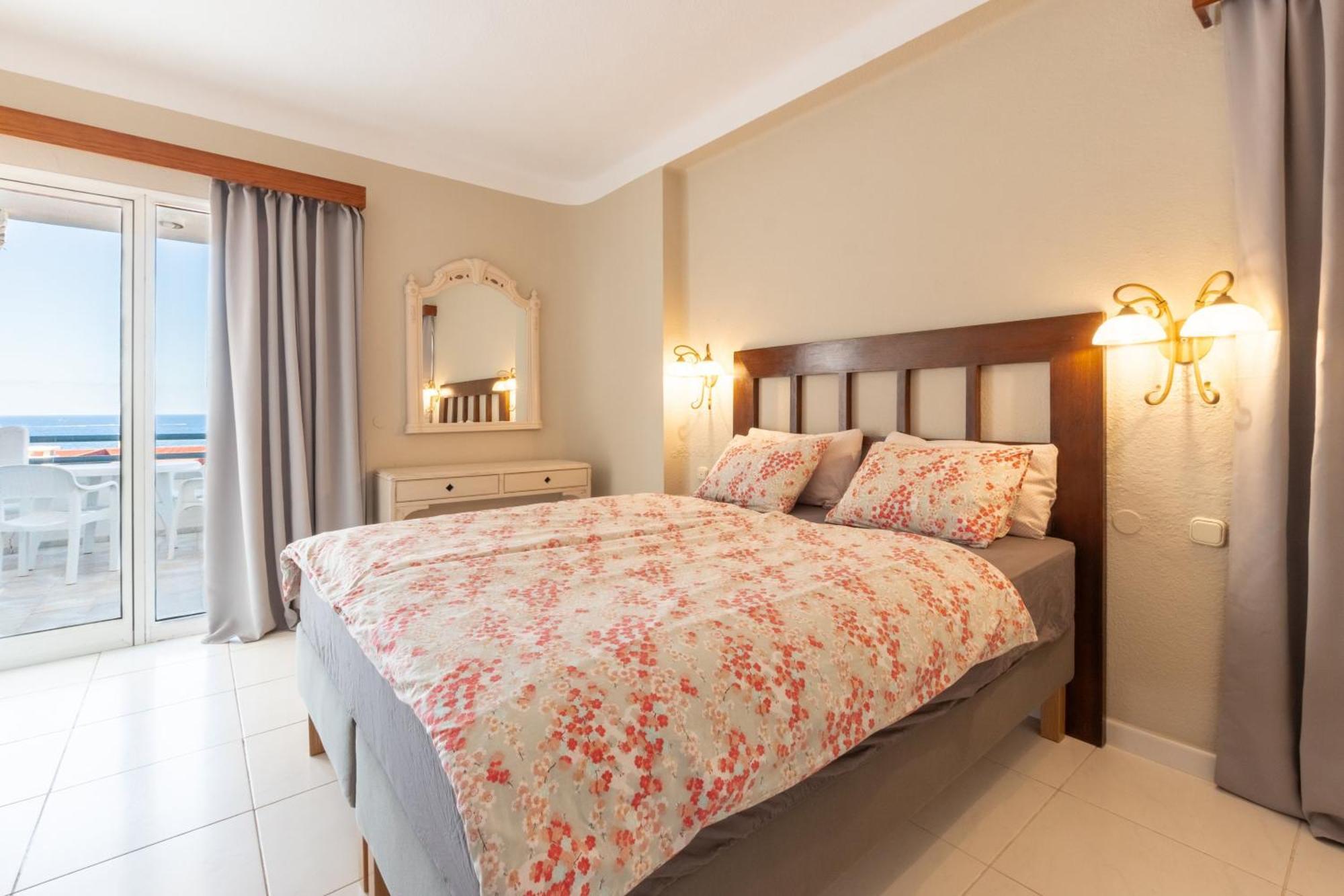 Club Atlantis Aparthotel Ocean View Адехе Екстериор снимка