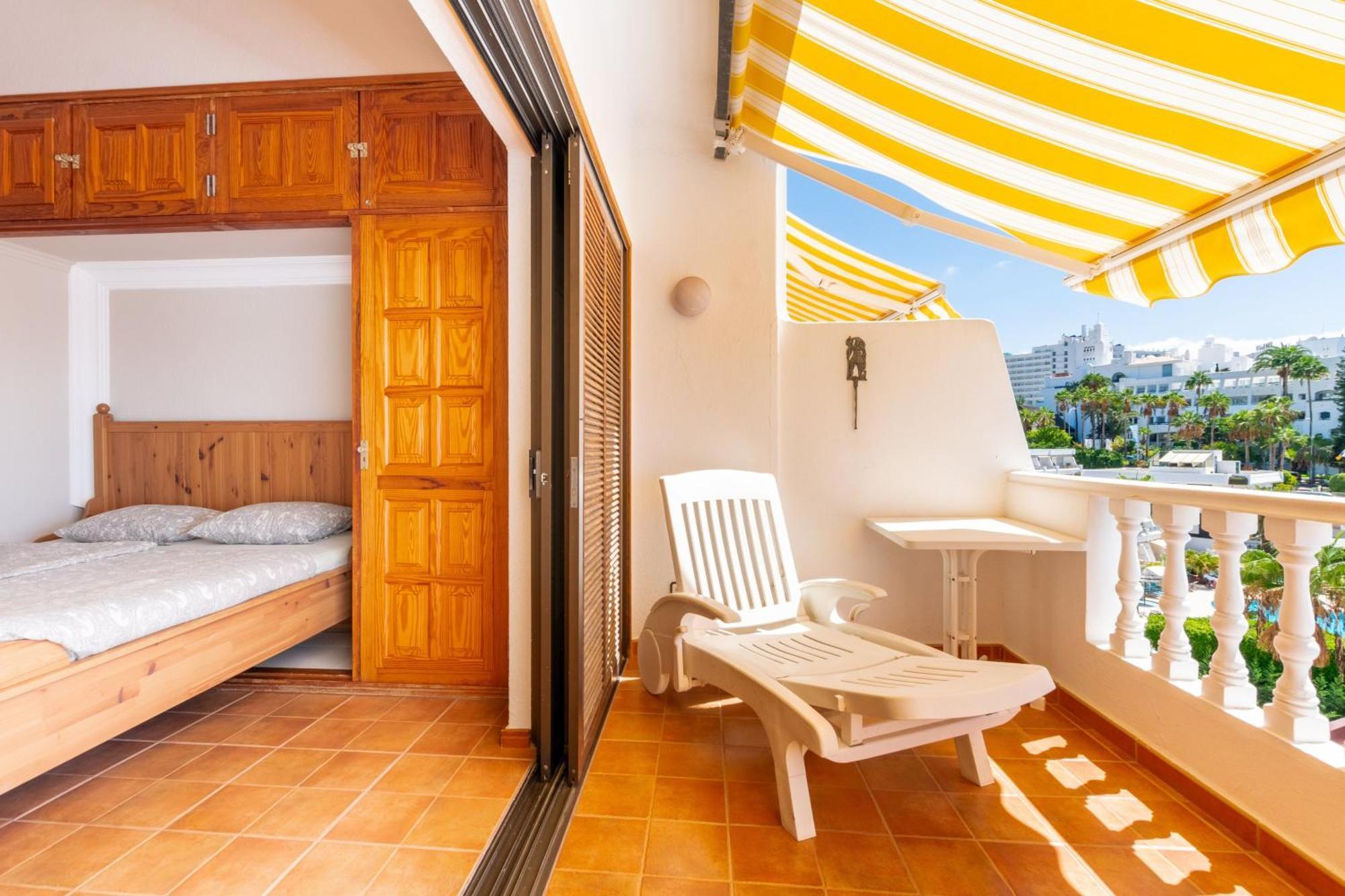 Club Atlantis Aparthotel Ocean View Адехе Екстериор снимка